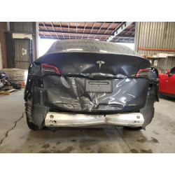 2024 TESLA MODEL Y 7SAYGDEDXRF095749 92852895