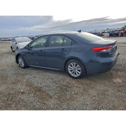 2025 TOYOTA COROLLA JTDBCMFE2S3090232 98697325