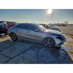 2020 MERCEDES-BENZ A-CLASS W1K3G4EB8LJ229072 95659775