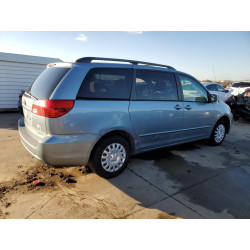 2004 TOYOTA SIENNA