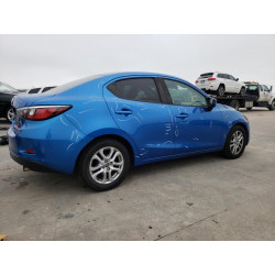 2017 TOYOTA YARIS
