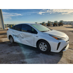 2021 TOYOTA PRIUS JTDKAMFU7M3130269 98619365