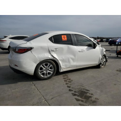 2018 TOYOTA YARIS
