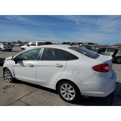 2013 FORD FIESTA