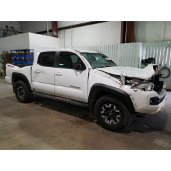 2018 TOYOTA TACOMA
