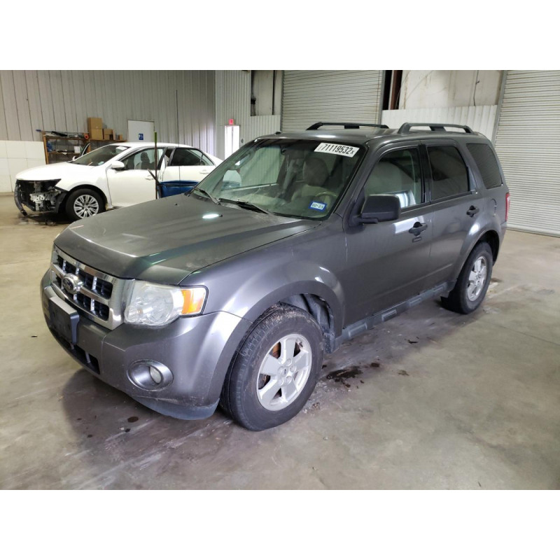 2011 FORD ESCAPE