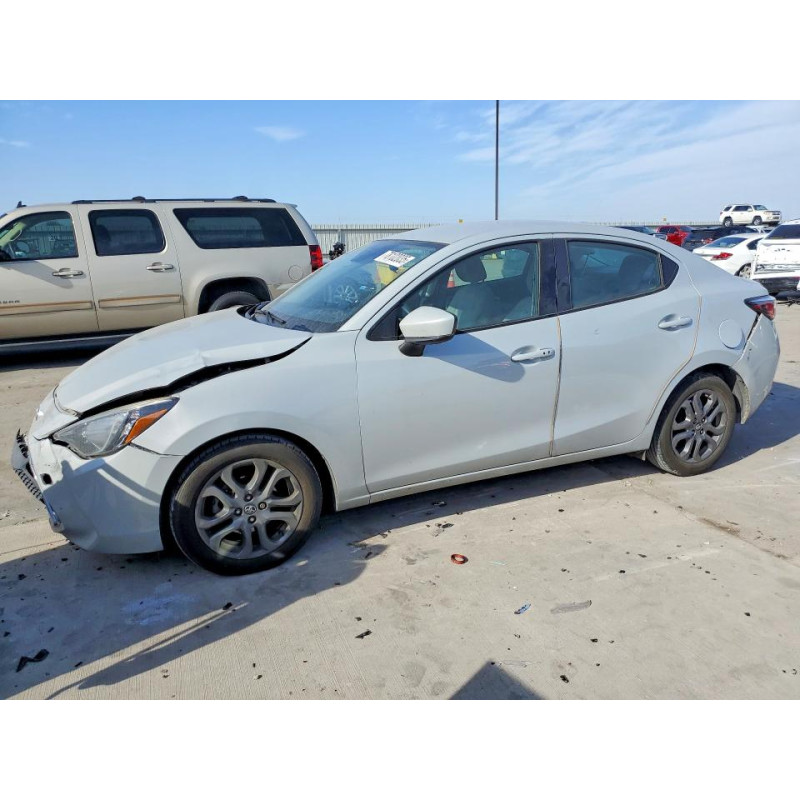 2020 TOYOTA YARIS 3MYDLBYV6LY712268 78102035