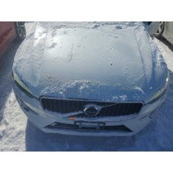 2022 VOLVO XC60 B5 MO YV4L12RK8N1976505 75945635