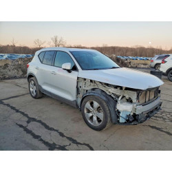 2021 VOLVO XC40 YV4162UK5M2477699 79675475