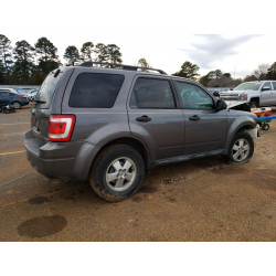 2011 FORD ESCAPE
