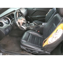 2011 FORD MUSTANG