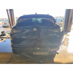 2024 ALFA ROMEO STELVIO ZASPAKBN8R7D76005 75942475