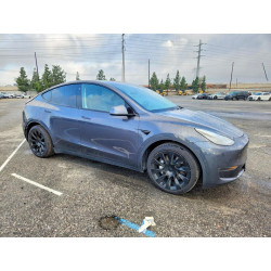 2021 TESLA MODEL Y 5YJYGDEE3MF159550 47999396