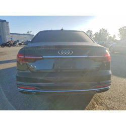2020 AUDI A4 WAUENAF4XLN005668 48709116