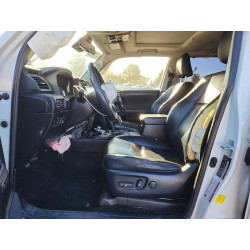 2020 TOYOTA 4RUNNER JTEBU5JR2L5778732 74790725