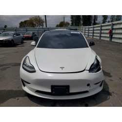 2021 TESLA MODEL 3 5YJ3E1EA2MF853819 48677536