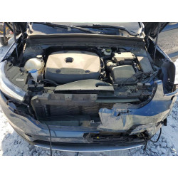 2022 VOLVO XC40 YV4162UL1N2642349 46840726