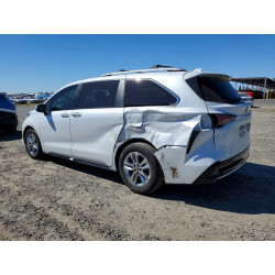 2024 TOYOTA SIENNA 5TDZRKEC9RS197949 46239586