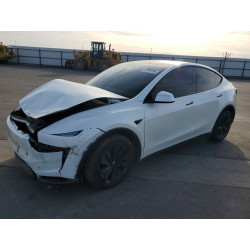 2026 TESLA MODEL Y 7SAYGDEE9TF365456 47901356