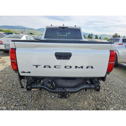 2025 TOYOTA TACOMA 3TYLB5JN9ST096729 47882186