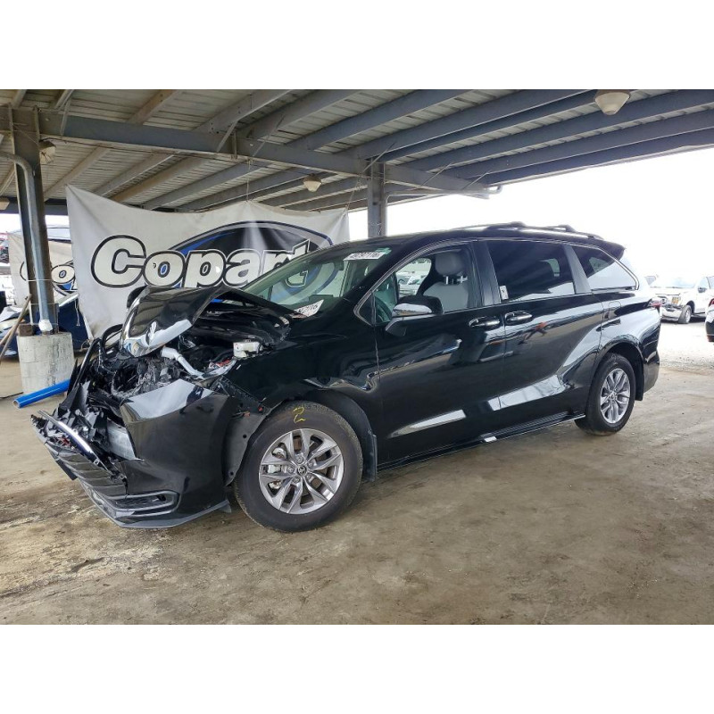 2025 TOYOTA SIENNA 5TDYRKEC7SS274447 49797116