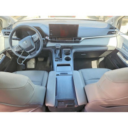 2025 TOYOTA SIENNA 5TDJRKEC8SS230622 51337596