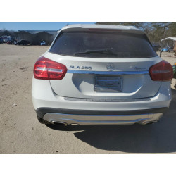 2015 MERCEDES-BENZ GLA-CLASS