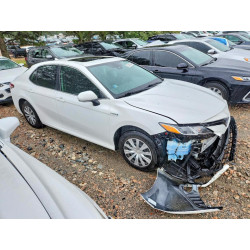 2020 TOYOTA CAMRY LE 4T1E31AK3LU518874 52486306