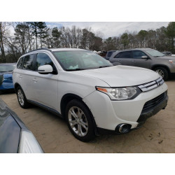 2015 MITSUBISHI OUTLANDER