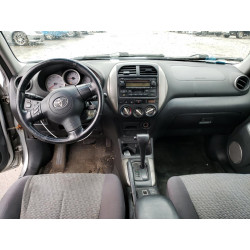2005 TOYOTA RAV4