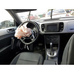2012 VOLKSWAGEN BEETLE