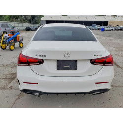 2022 MERCEDES-BENZ A-CLASS W1K3G4EBXNJ368266 52258216