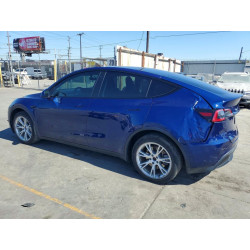 2023 TESLA MODEL Y 7SAYGDEE6PA041108 57889176