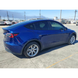 2023 TESLA MODEL Y 7SAYGDEE6PA041108 57889176