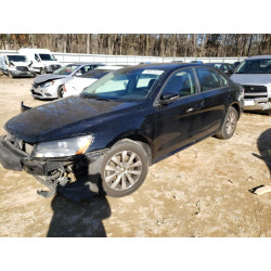 2012 VOLKSWAGEN PASSAT