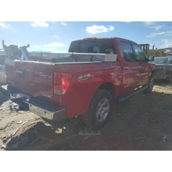2005 NISSAN TITAN