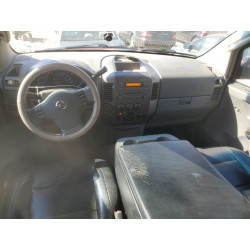 2005 NISSAN TITAN