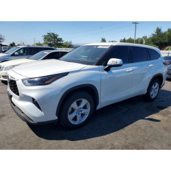 2022 TOYOTA HIGHLANDER 5TDZZRAH2NS123261 57548456