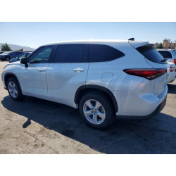 2022 TOYOTA HIGHLANDER 5TDZZRAH2NS123261 57548456