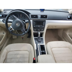 2012 VOLKSWAGEN PASSAT
