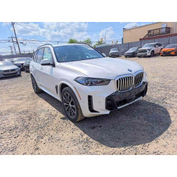 2026 BMW X5 5UX43EU04T9355056 54845676