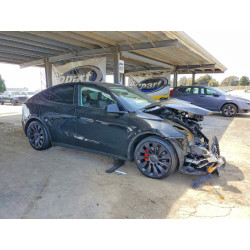 2024 TESLA MODEL Y 7SAYGDEF3RF071990 53445236
