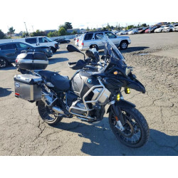 2024 BMW MOTORCYCLE WB10M1304R6J50979 55438586