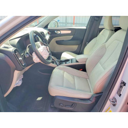2021 VOLVO XC40 YV4162UK2M2403804 61330316