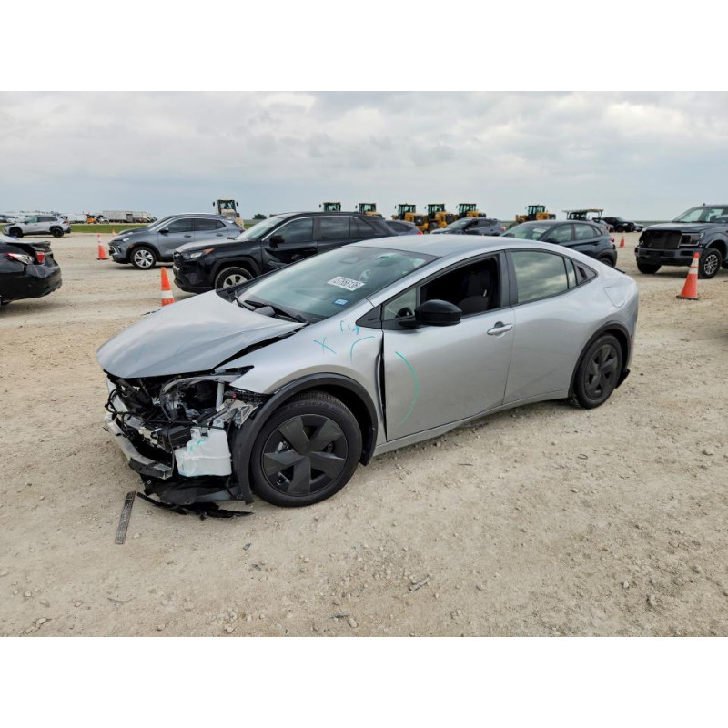 2026 TOYOTA PRIUS JTDACAAU7T3072237 57866136