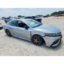 2022 TOYOTA CAMRY 4T1G11AK7NU004401 57905486