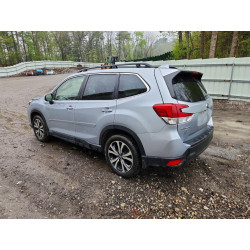 2022 SUBARU FORESTER JF2SKAPC2NH435427 52855326