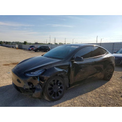 2021 TESLA MODEL Y 5YJYGDEE1MF063139 58795826