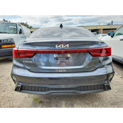 2024 KIA FORTE LXS 3KPF24AD5RE701831 62137576