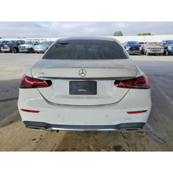 2021 MERCEDES-BENZ E-CLASS W1KZF8DB4MA894249 66181306